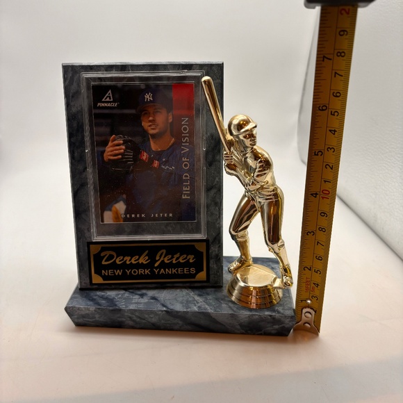 VTG New York Yankees Derek Jeter Field of Vision Card Decorative Plaque - Picture 12 of 12